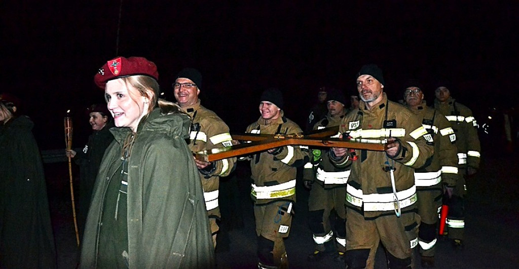 XVII Droga Krzyżowa ulicami Mikstatu