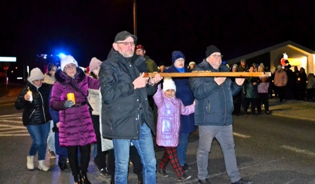 XVII Droga Krzyżowa ulicami Mikstatu