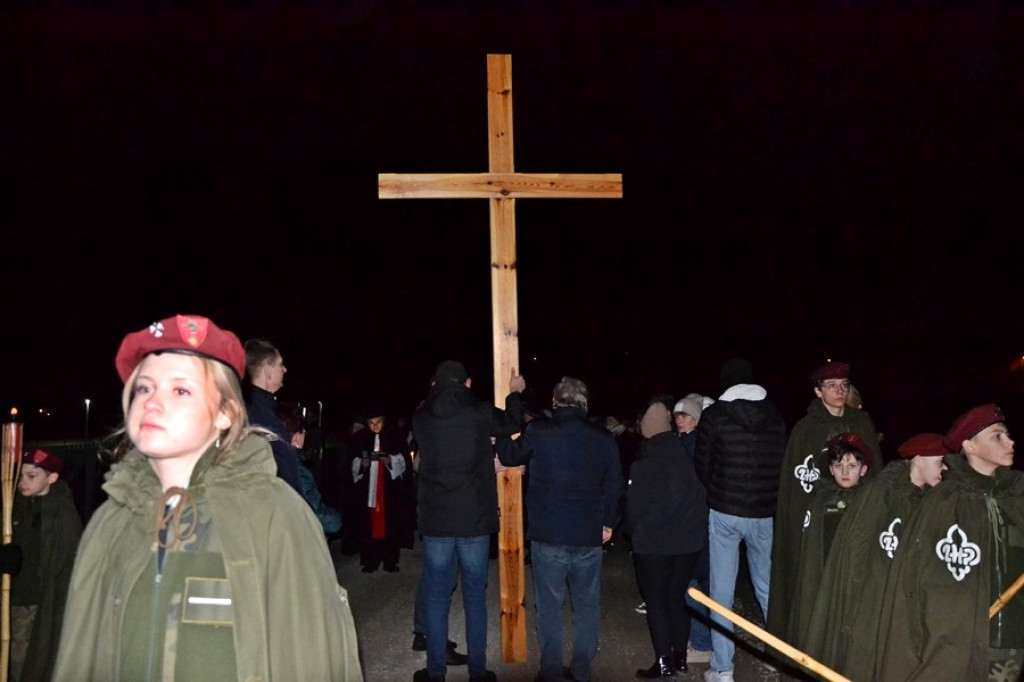 XVII Droga Krzyżowa ulicami Mikstatu