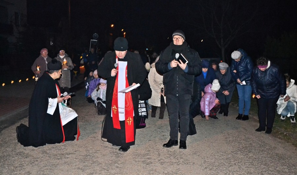 XVII Droga Krzyżowa ulicami Mikstatu