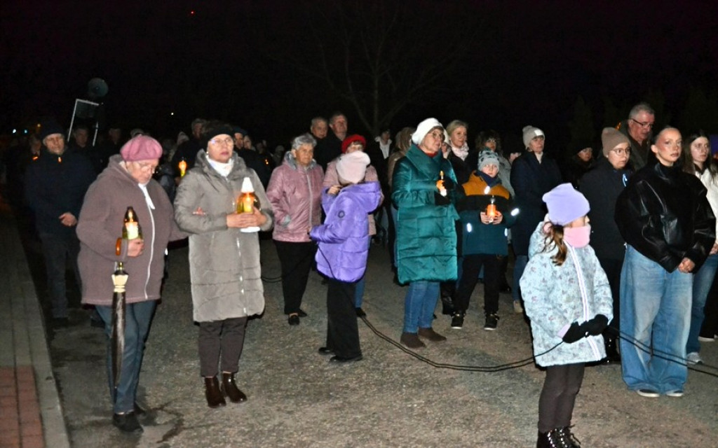 XVII Droga Krzyżowa ulicami Mikstatu
