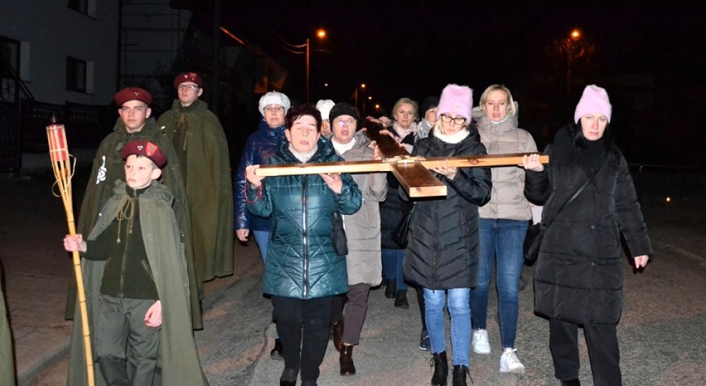 XVII Droga Krzyżowa ulicami Mikstatu