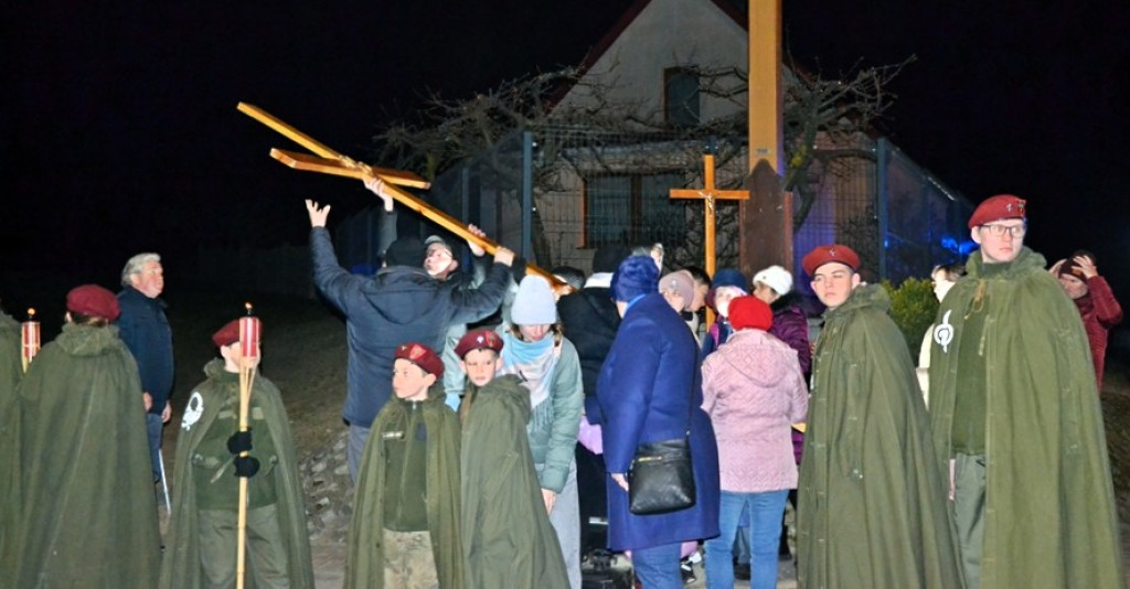 XVII Droga Krzyżowa ulicami Mikstatu