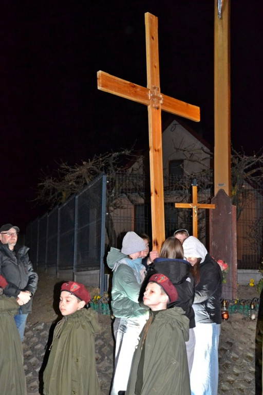 XVII Droga Krzyżowa ulicami Mikstatu