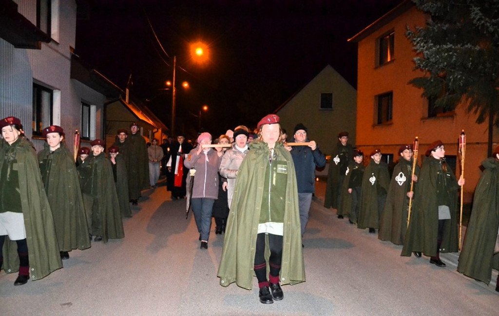 XVII Droga Krzyżowa ulicami Mikstatu