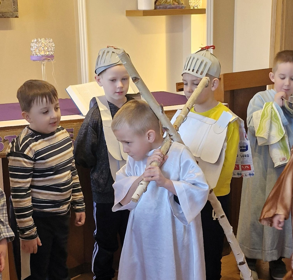 Droga Krzyżowa w salezjańskim przedszkolu