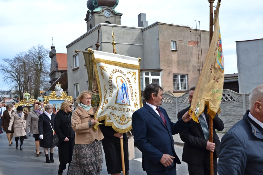 Mikstacka procesja Emaus