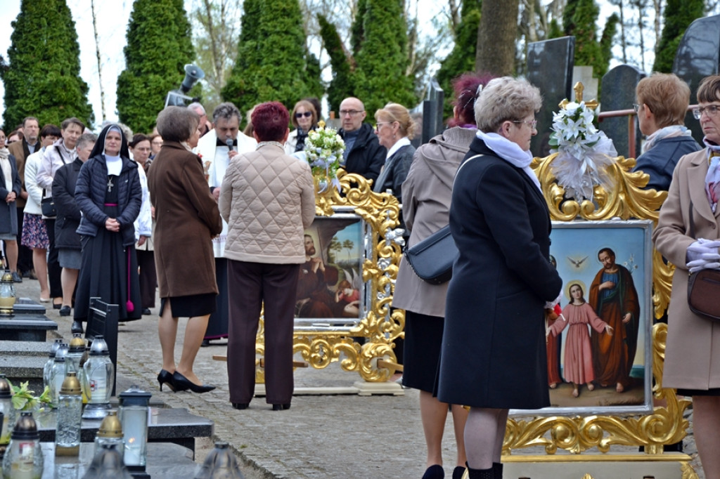 Mikstacka procesja Emaus