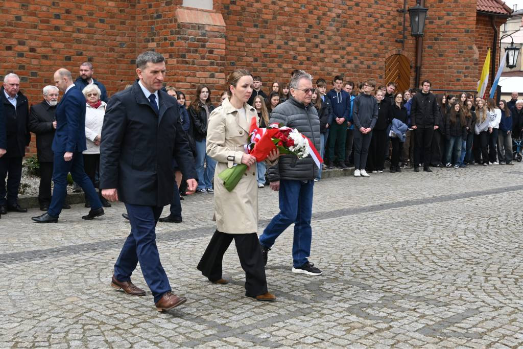 Obchody 16, rocznicy katastrofy smoleńskiej