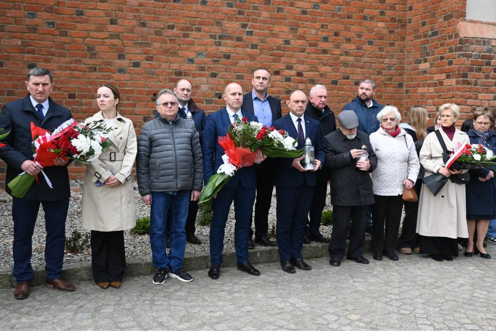 Obchody 16, rocznicy katastrofy smoleńskiej