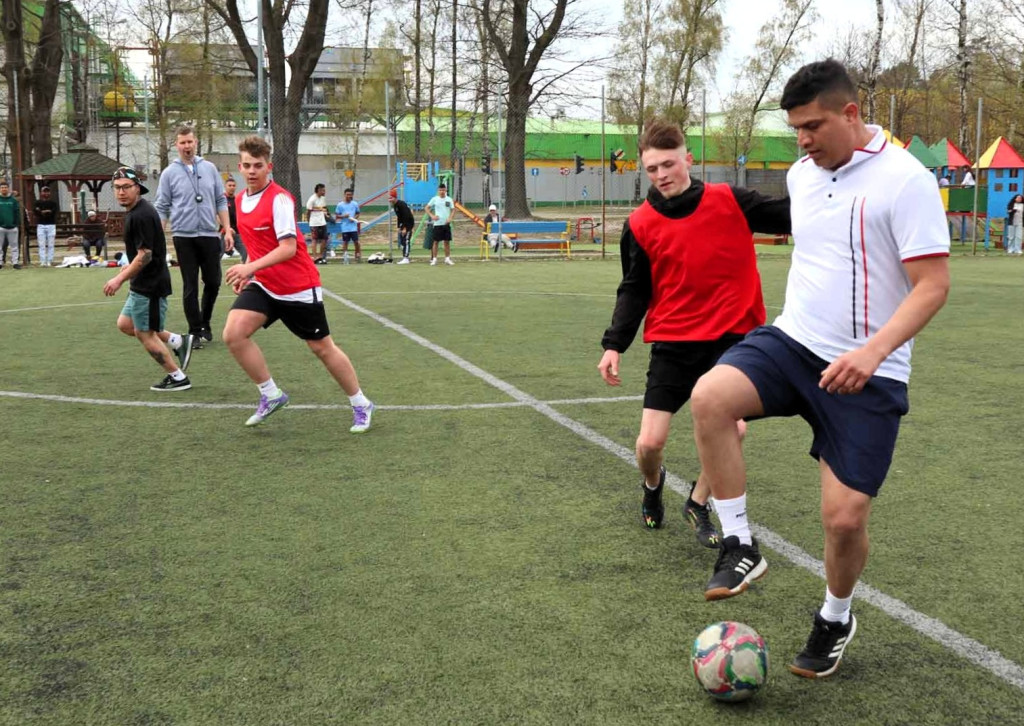 Międzynarodowy turniej piłki nożnej w Mikstacie