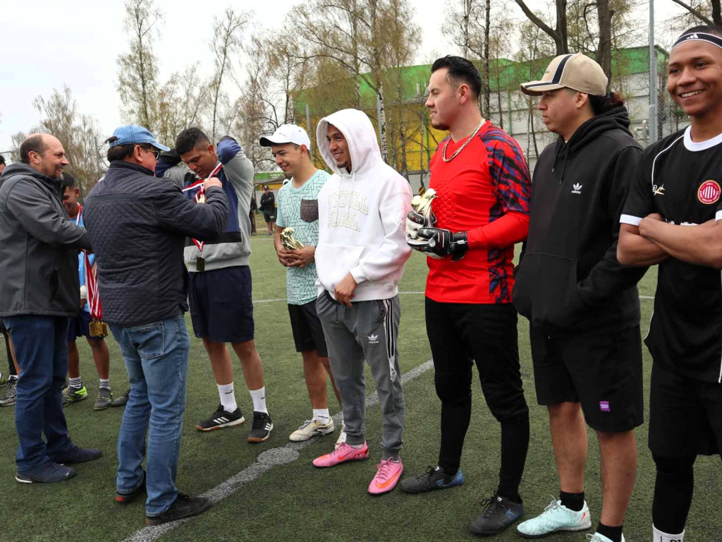 Międzynarodowy turniej piłki nożnej w Mikstacie