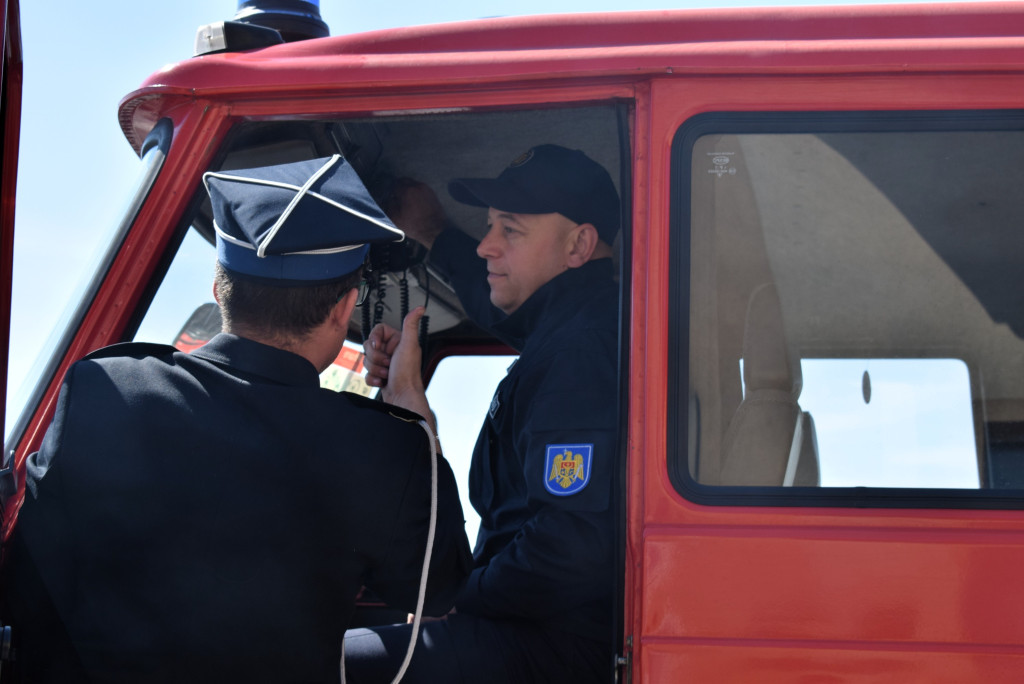 OSP w Czajkowie przekazała samochód strażacki.