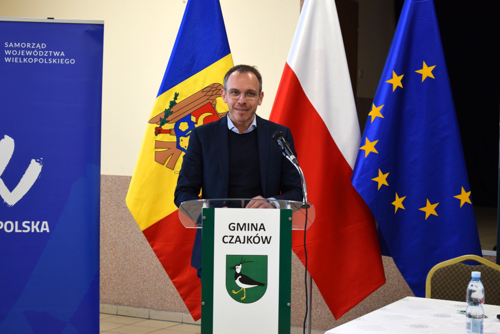 OSP w Czajkowie przekazała samochód strażacki.