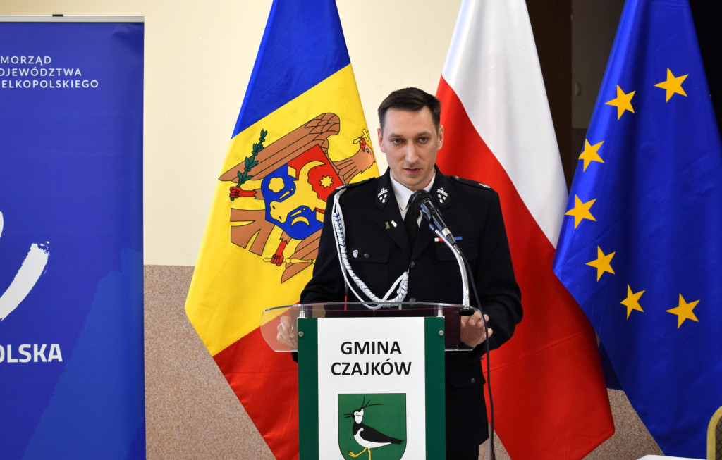 OSP w Czajkowie przekazała samochód strażacki.