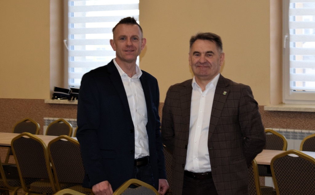 OSP w Czajkowie przekazała samochód strażacki.