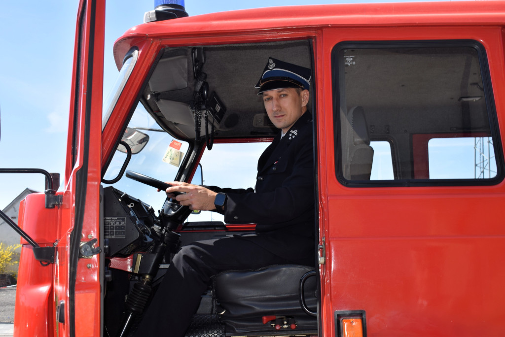 OSP w Czajkowie przekazała samochód strażacki.