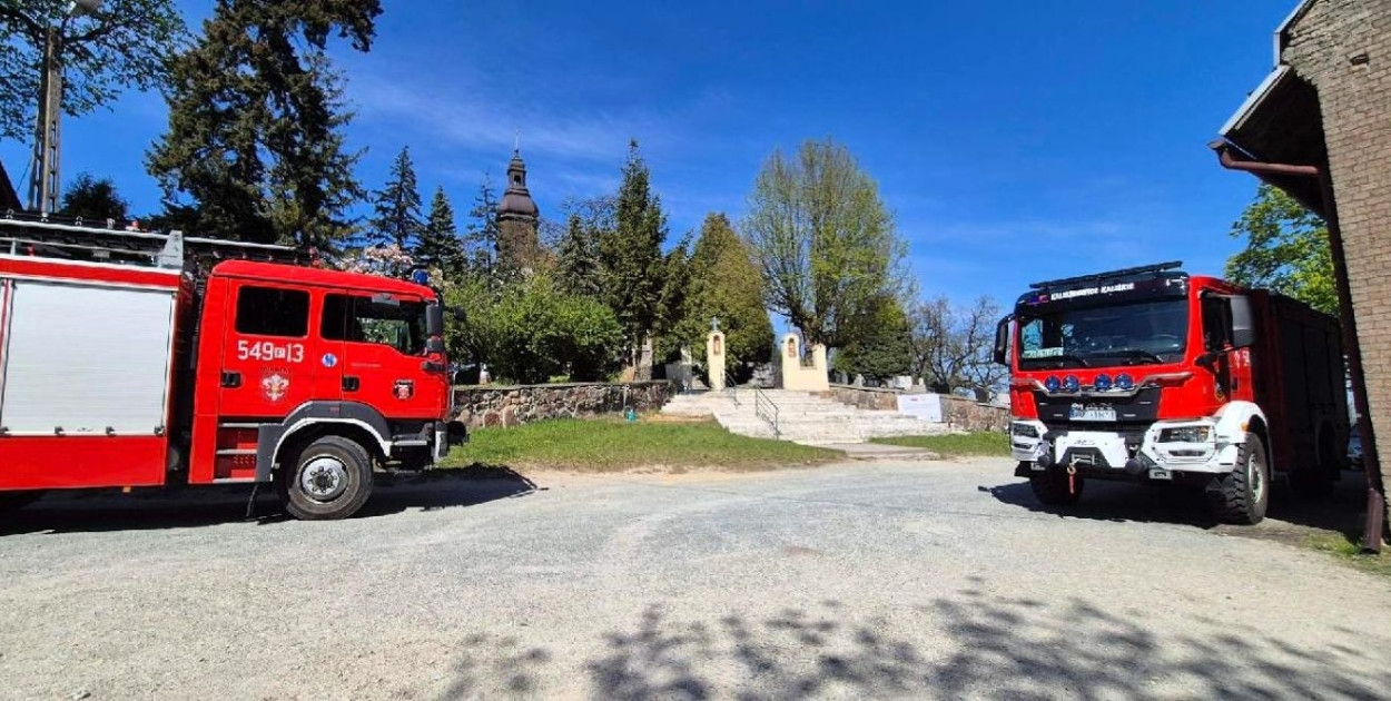 Z kościoła strażacy ewakuowali Matkę Boską