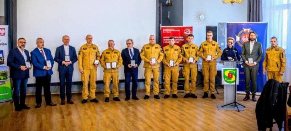 Z kościoła strażacy ewakuowali Matkę Boską