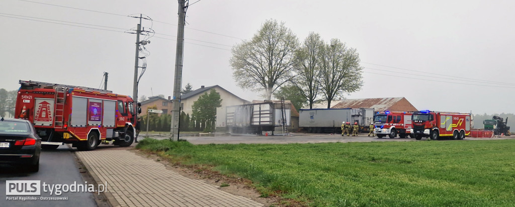 26 zastępów straży w akcji
