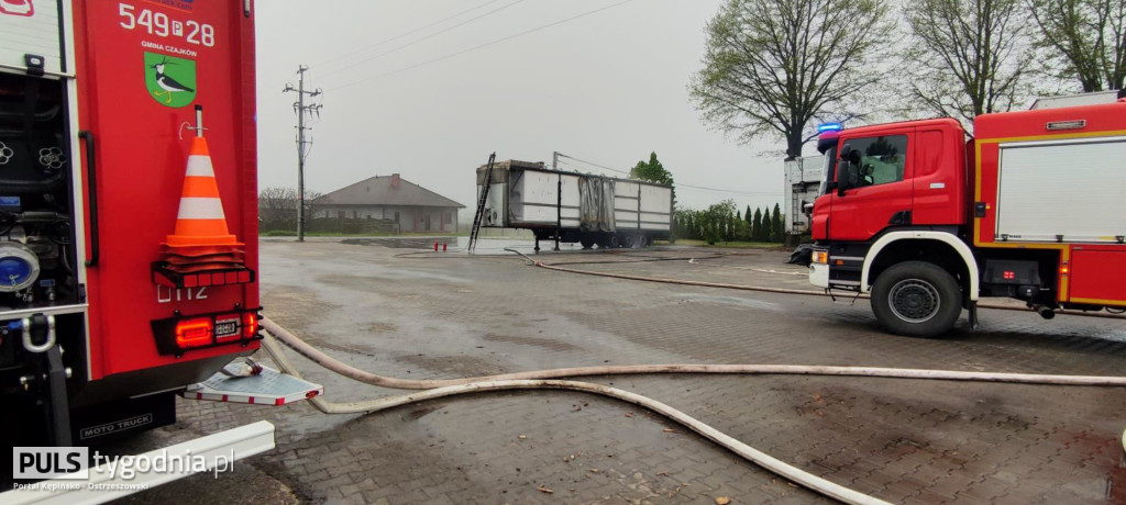 26 zastępów straży w akcji