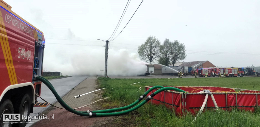 26 zastępów straży w akcji