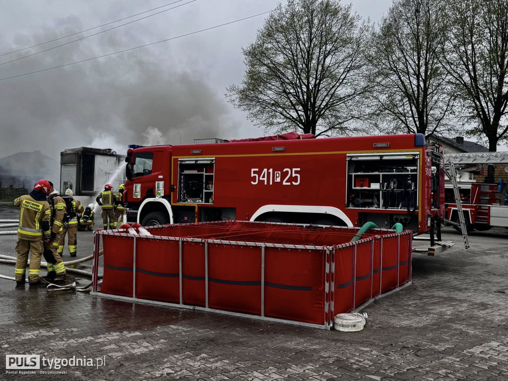 26 zastępów straży w akcji