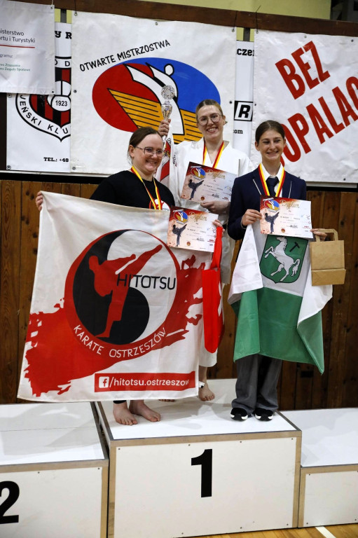 Grad medali dla Klubu UKS Hitotsu Ostrzeszów