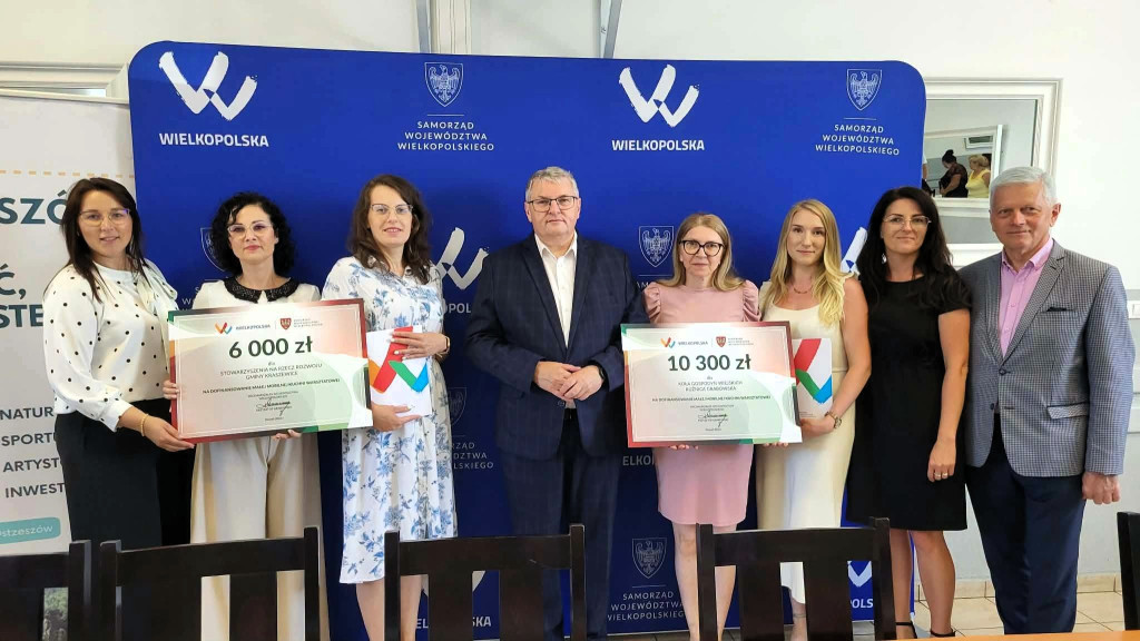 Dostali czeki - kupią kuchnie