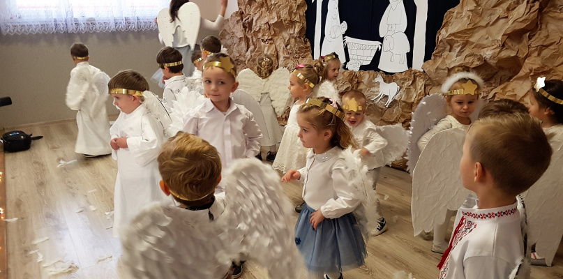 Wigilijne spotkanie przedszkolaków w Bukownicy