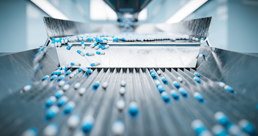materiały partnera Podajnik wibracyjny liniowy z rynną transportującą detale metalowe