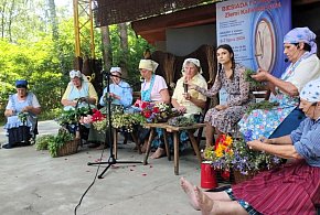 Sukces Zaprośnianek z Renty na Biesiadzie Folkloru Ziemi Kaliskiej-37680