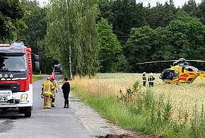 Zderzenie na skrzyżowaniu dróg w Marszałkach. Dwie osoby poszkodowane.-41377