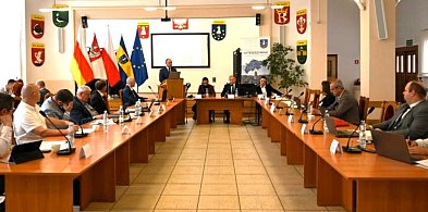 Powiat uhonorował Zdzisława Poprawę-41385