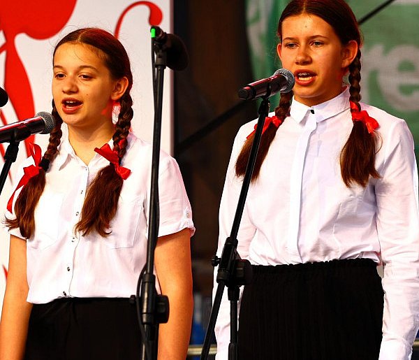 Kolejny sukces Lecha Owczarka z Doruchowa i jego uczennic-41435