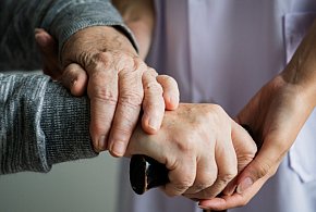 Ponad 2 tys. zł miesięcznie. Seniorzy i ich rodziny czekali na to latami-41817