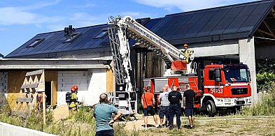 OSTRZESZÓW: Pożar domu w trakcie budowy. Straty sięgają 0,5 mln zł-41809