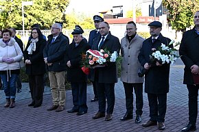 Na skwerze im. Zbyszka Szmaja odsłonięto tablicę-2368