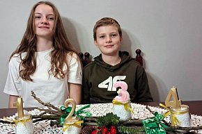 Przygotowali wieńce adwentowe-2443