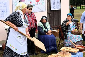Zaprośnianki wystawiły widowisko ,,Pieczenie chleba – od ziarenka do bochenka’’-42057