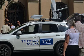 Zmiany w Telewizji Polskiej. Te kanały mogą przejść do historii-42150