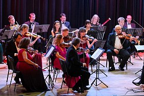 Uroczysty koncert z okazji 200. rocznicy urodzin Johanna Straussa-42351