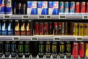 Popularne napoje pójdą ostro w górę. Rząd szykuje podwyżkę VAT-43032