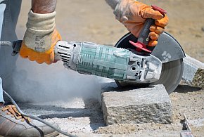 Weszły nowe przepisy. ZUS przyjmuje setki tysięcy wniosków-43405