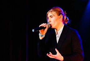 Maya Gabryś ze szkoły w Kobylej Górze z Grand Prix „Żywiołów Słowa”