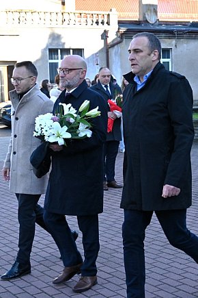 Na skwerze im. Zbyszka Szmaja odsłonięto tablicę-2368