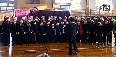 XIX Międzyszkolny Konkurs Kolęd i Pastorałek w Kobylej Górze