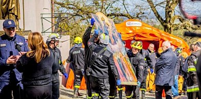 Z kościoła w Kotłowie strażacy ewakuowali obraz Matki Boskiej