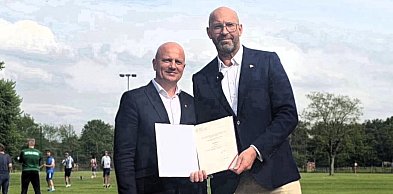Minister sportu przekazał wójtowi Kobylej Góry decyzję o dofinansowaniu