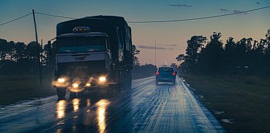 Wsparcie prawne dla firm z sektora transport spedycja logistyka